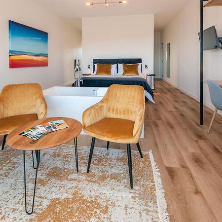Glow Boutique Suites & Guesthouse ヘルマナス 部屋 写真