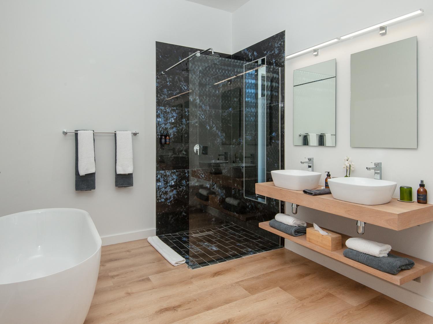 Glow Boutique Suites & Guesthouse ヘルマナス 部屋 写真